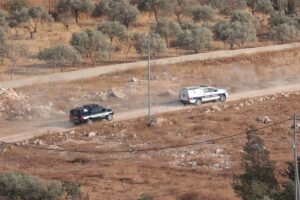 dogu-kuduste-bicakli-saldiri-iddiasiyla-filistinli-genc-israil-guclerince-yaralandi-C68DPgPS